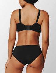 24/7® Classic Smooth Lace Wireless Minimizer Bra