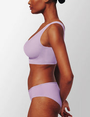 24/7® Classic Smoothing Scoop Wireless Bra