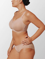 24/7® Classic Smooth Wireless Minimizer Bra